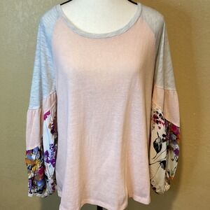 Umgee Peach and Ivory‎ Oversized Tunic Top, Size Medium, Long Balloon Sleeves
